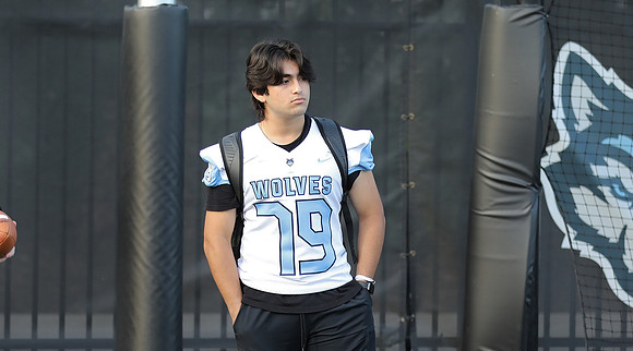 79 Adam Davidov  (2)