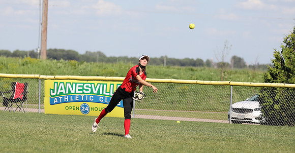 6 Carly Gross (1)