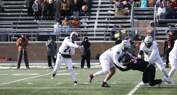 11-19-22 Playoff Round 1 vs. Wartburg College (21)