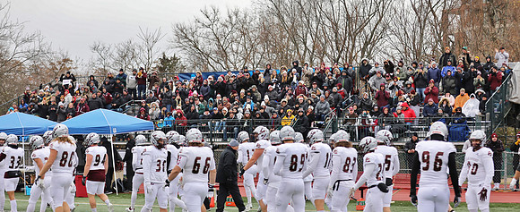 EAGLES vs. North Central Illinois Round 2 Playoff 11-27-21 (7)