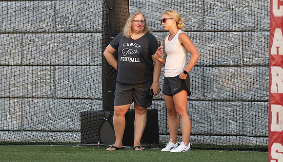 8-10-22 Impactful Woman at Practice Night  (88)