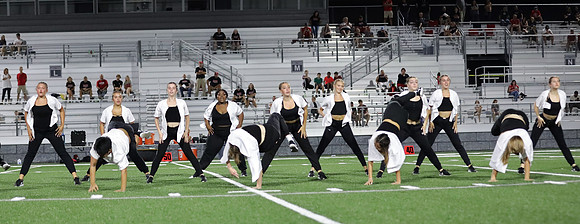 8-26-21 VARSITY Dance at Varsity Football Game  (72)