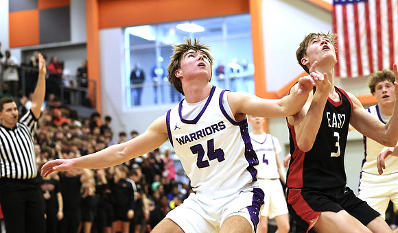 VARSITY Sectional Final vs. Sun Prairie East (27)