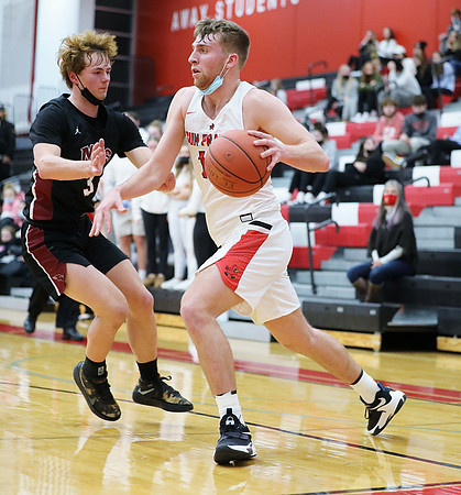 14 Ben Olson (75)