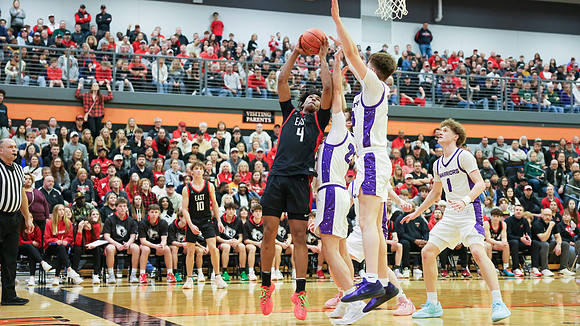 VARSITY Sectional Final vs. Sun Prairie East (34)