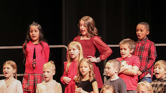 12 -9-24 Kyla School Winter Concert (30)