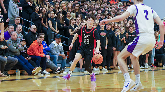 VARSITY Sectional Final vs. Waunakee (72)