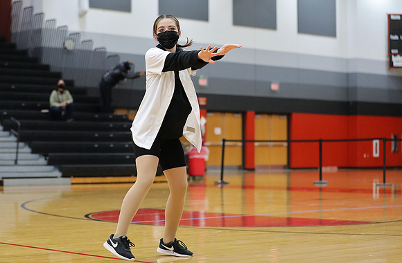 JV Dance 1-13-22 at JV Basketball Game  (42)