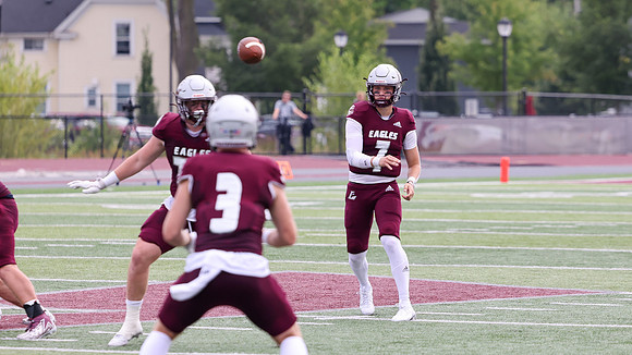 7 Zach Weir (15)