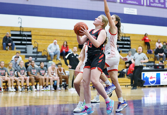 12-28-22 VARSITY vs. Seymour at Waunakee Holiday Tournament  (46)