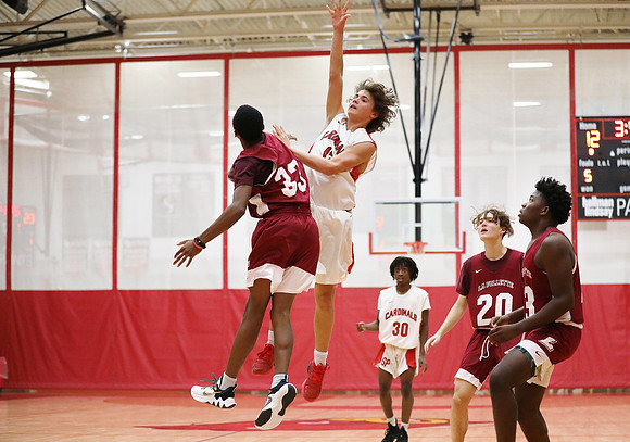 12-6-22 JV vs. Madison LaFollette (45)