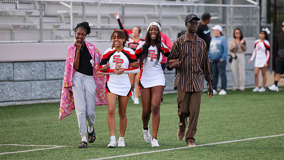 9-27-24 PARENTS Night at Varsity Football game (32)