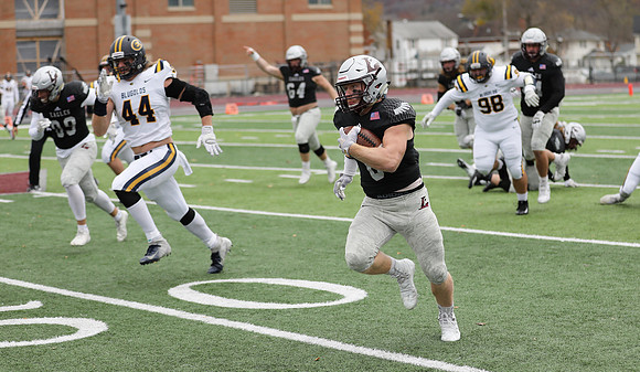 11-13-21 vs. UW Eau Claire  SENIOR DAY & ARMED FORCES DAY  (69)