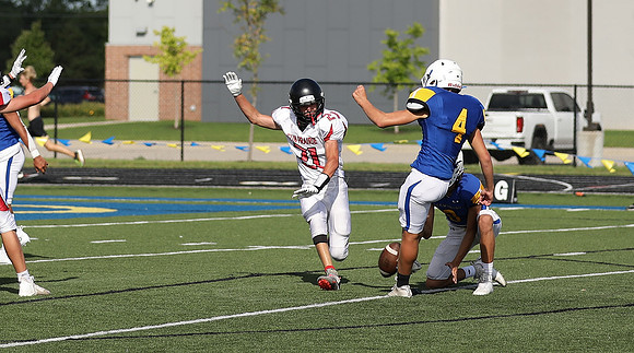 8-25-22 JV 2 vs. Mukwonago (52)