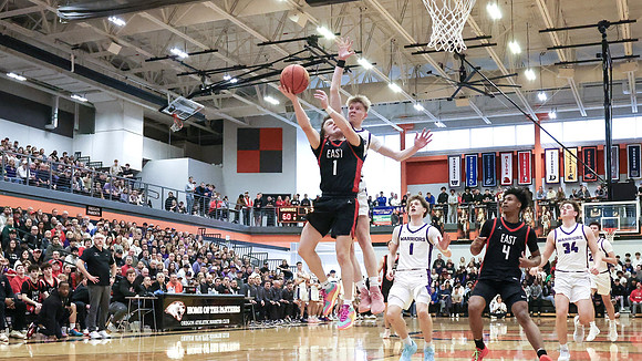VARSITY Sectional Final vs. Sun Prairie East (40)