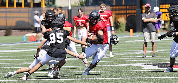 8-13-21 Varsity Scrimmage(s)  (165)
