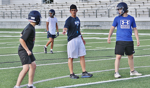 COACH Josh O'Connor  (19)