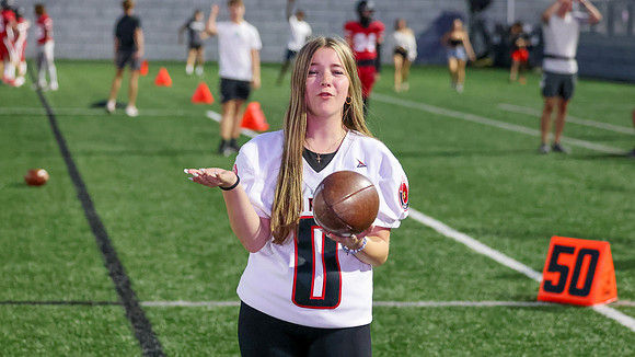 Manager Kayla Smith (8)