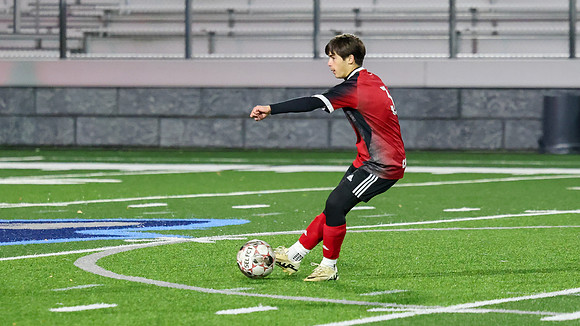 3 Evan Saugstad (12)