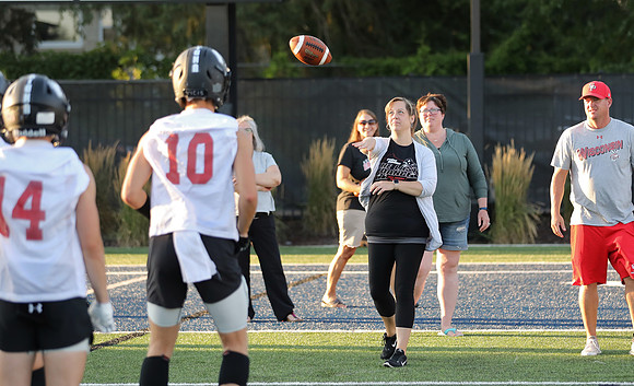8-10-22 Impactful Woman at Practice Night  (31)