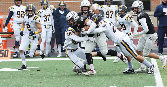 37 Ben Michalowski (16)