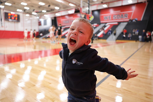 1-4-24 At Sun Prairie HS Basketball game (43)