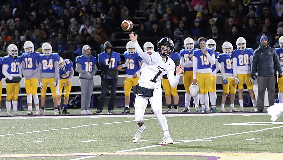 11-12-21 VS. Mukwonago LEVEL 4 Playoff (59)