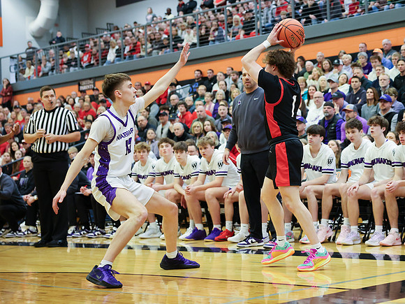 VARSITY Sectional Final vs. Sun Prairie East (13)