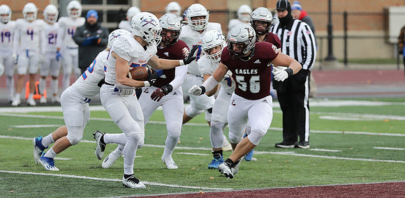 51 Zach Kehl (4)