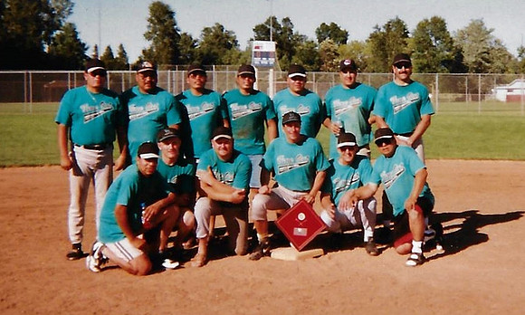 1998 Time Out Sports Bar 2nd Place Class B State Tournament  (10)