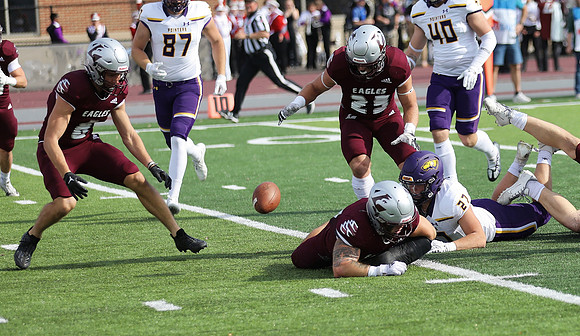 37 Ben Michalowski (22)
