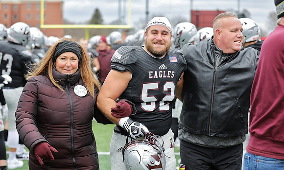 11-13-21 vs. UW Eau Claire  SENIOR DAY & ARMED FORCES DAY  (33)