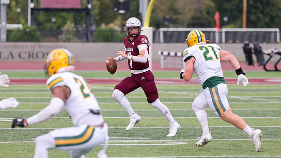 7 Zach Weir (18)