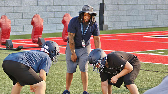 Coach Felix Giboney (2)