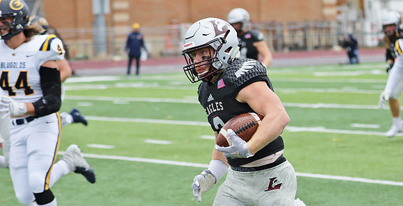 11-13-21 vs. UW Eau Claire  SENIOR DAY & ARMED FORCES DAY  (70)