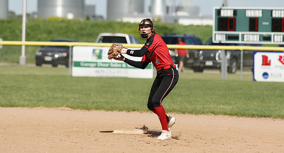 vs. Janesville Parker 5-26-21 (18)