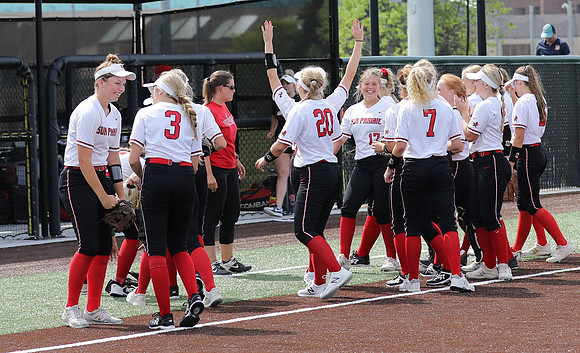 6 Carley Gross (82)