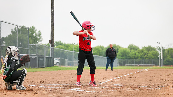 6-10-25 Ariella Softball Game (133)