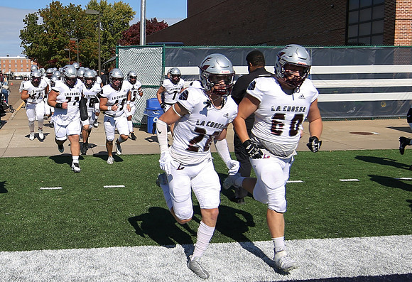 10-8-22 vs. UW Stout  (5)