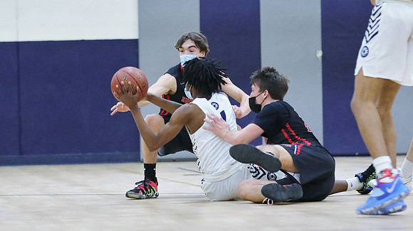 10 Ethan Metz  vs. Milw Academy of Science  (12)