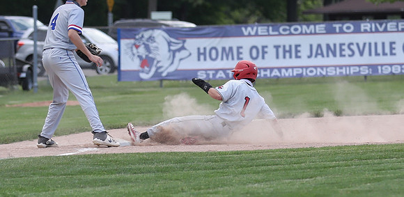 vs. Janesville Craig 5-17-21 (17)