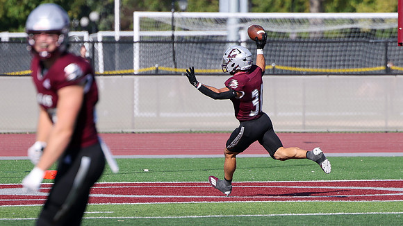 30 Gabe Lynch (39)