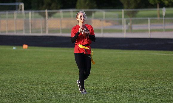 9-26-22 Powderpuff - Homecoming Week  (33)