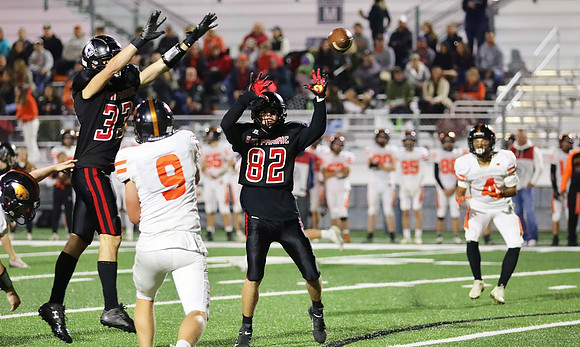 82 Evan Bailey (7)