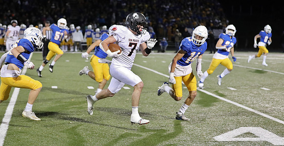 11-12-21 VS. Mukwonago LEVEL 4 Playoff (55)