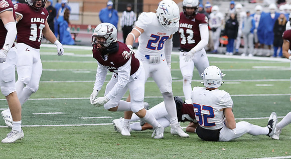 53 Landon Oine (12)