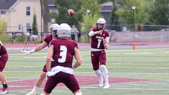 7 Zach Weir (13)
