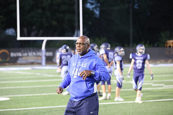 Coach Willie Hull  (3)