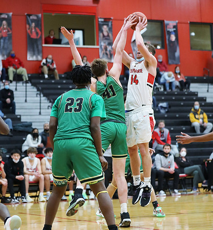 14 Ben Olson  (111)