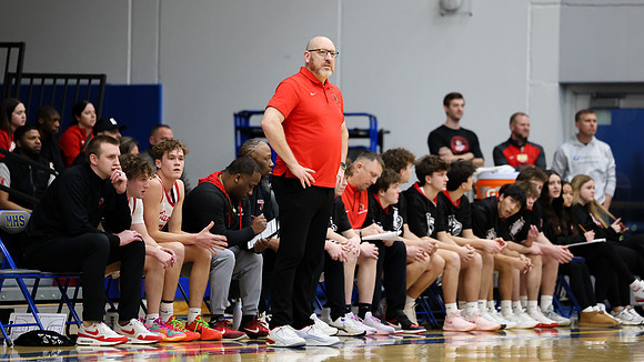 Coach Steve Maselter (5)